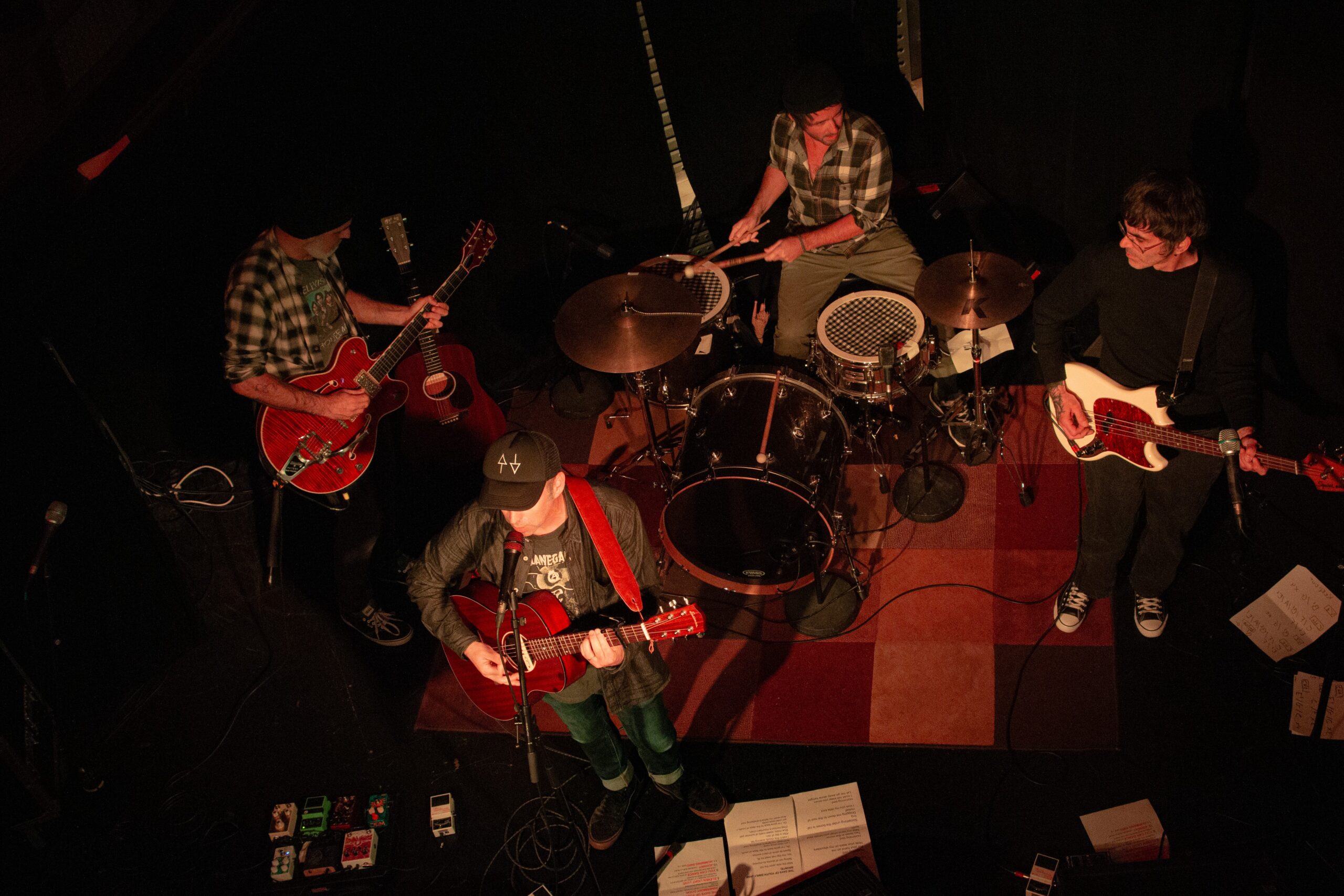 06.11.2025 City of Exiles
